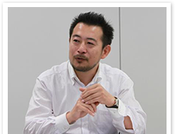 衛藤「鉄道は長期にわたって正常に機能する設備でなければならない。」 写真
